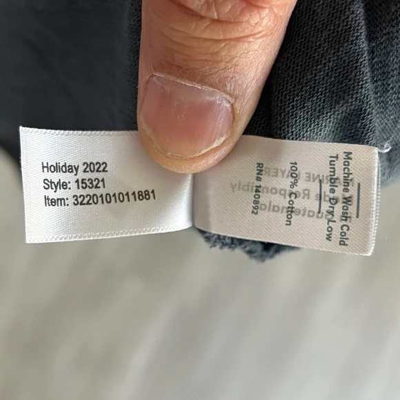 Marine Layer Signature Printed Pocket Tee - Size M (EUC) - Picture 5 of 6